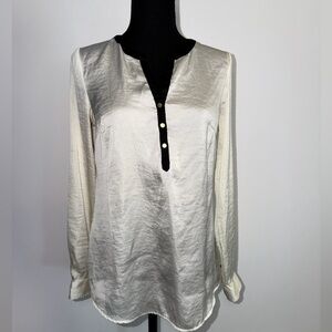 Cream Long-Sleeve Split-Neck Top with Black Trim
